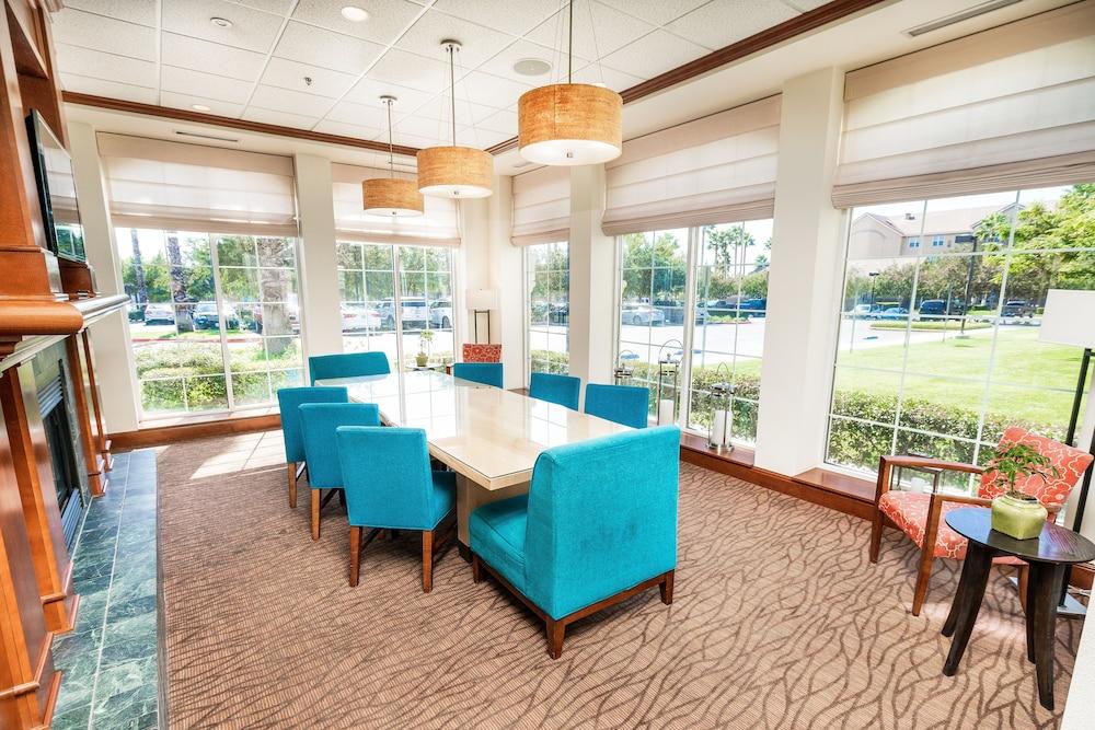 Hilton Garden Inn Ontario Rancho Cucamonga Zewnętrze zdjęcie