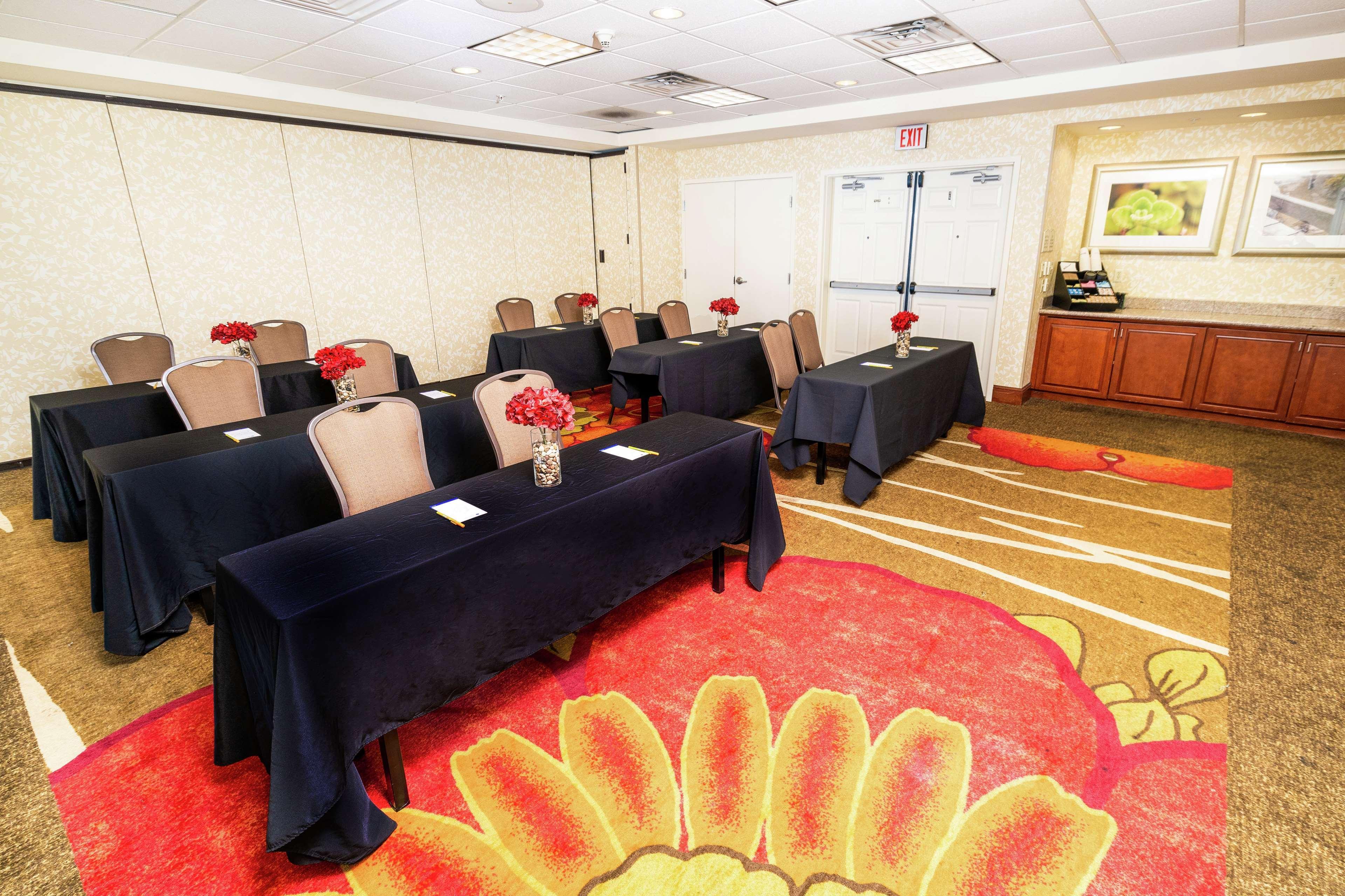 Hilton Garden Inn Ontario Rancho Cucamonga Zewnętrze zdjęcie