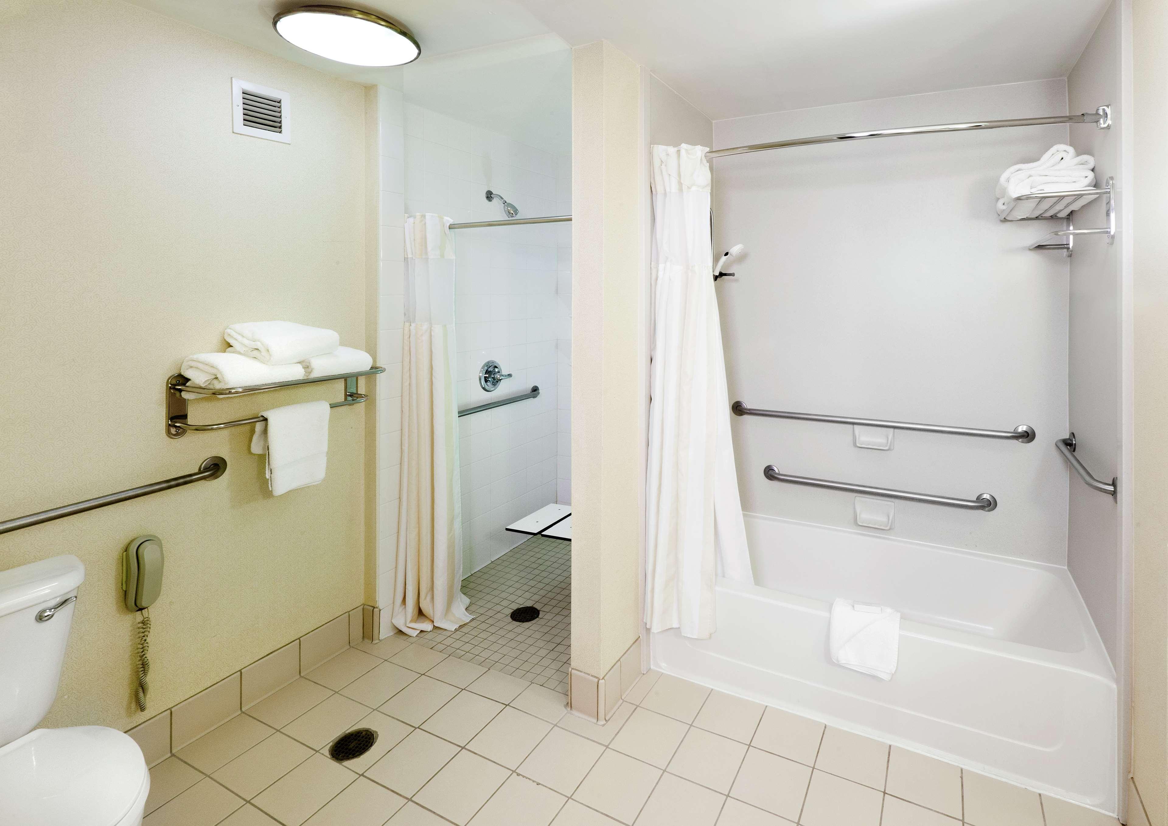 Hilton Garden Inn Ontario Rancho Cucamonga Zewnętrze zdjęcie