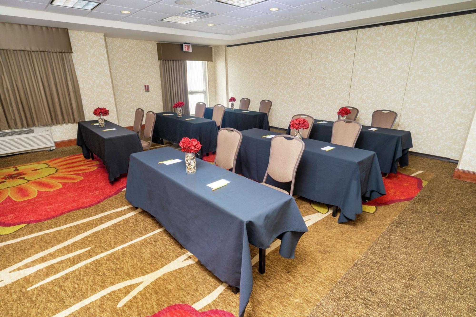 Hilton Garden Inn Ontario Rancho Cucamonga Zewnętrze zdjęcie